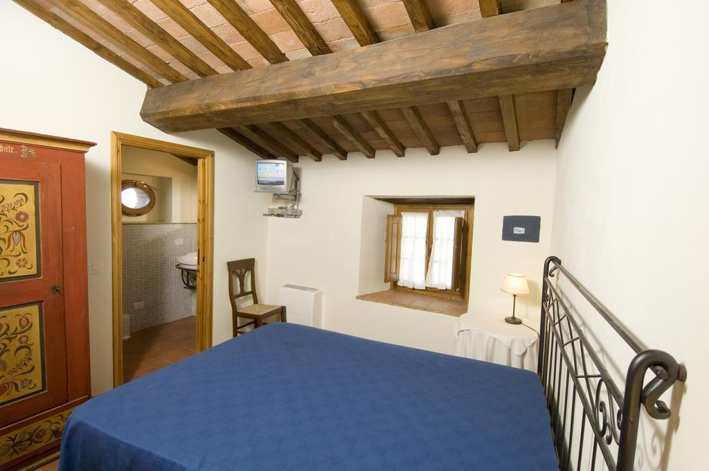 Agriturismo Campo Lungo San Donato in Poggio Rum bild