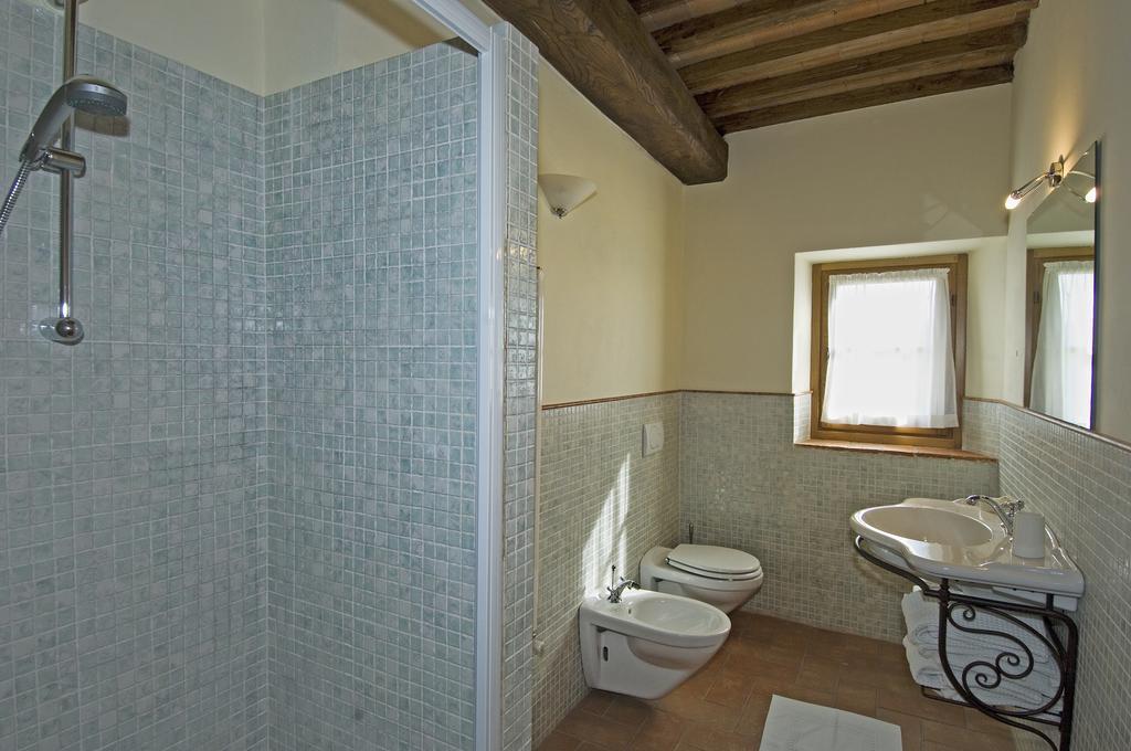 Agriturismo Campo Lungo San Donato in Poggio Rum bild